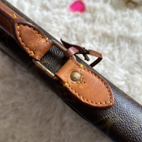 Louis Vuitton Briefcase - Picture 9 of 14